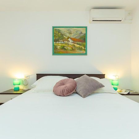 Apartment Colette Ragusa Esterno foto
